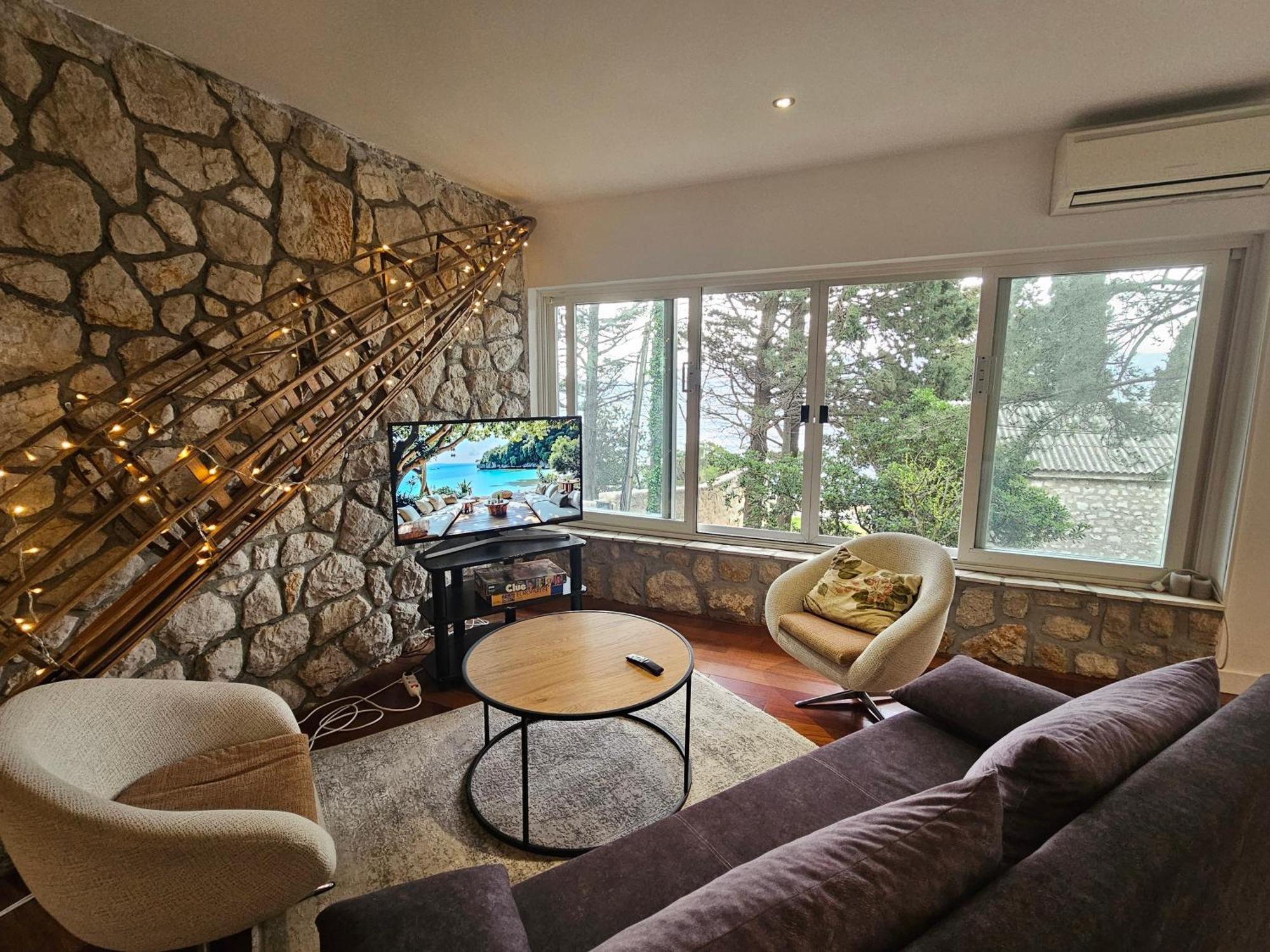 Novi Escape 2 Beachfront 4 Star Apartment Novi Vinodolski Extérieur photo